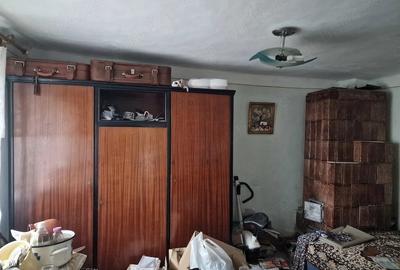 Casă cu Teren 1400 Mp în Central - 2