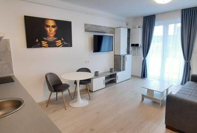 Apartament cu 2 camere semidecomandat, mobilat în Libertății
