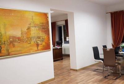 Apartament cu 4 camere semidecomandat în Central - 4