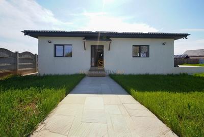 Casă individuală cu 4 camere cu Canalizare în Adunații-Copăceni - 14