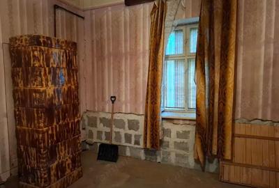 Casă cu 4 camere cu Teren 879 Mp în Nădlac