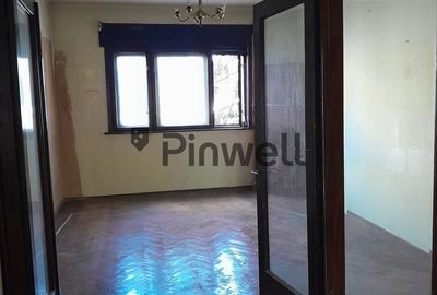 Apartament cu 4 camere decomandat în Cișmigiu