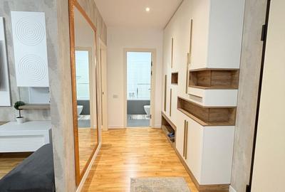 Apartament cu 2 camere decomandat în Central