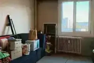 Apartament cu 3 camere decomandat în Titan - 5