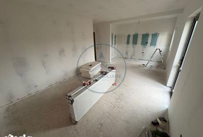 Casă cu 4 camere cu Teren 300 Mp în Central - 8