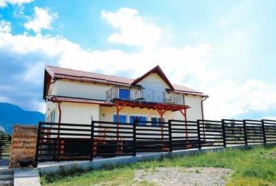 Casă cu 4 camere cu Teren 1650 Mp în Central - 4