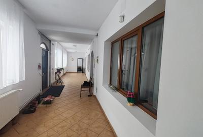 Casa 4 camere libera la vanzare GHIMBAV - zona Garii - 21