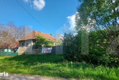 Casă cu 2 camere cu Teren 4905 Mp în Ozun - 1