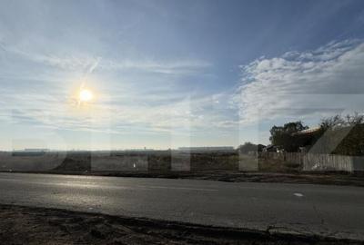 Teren de 7500 mp, în Central - 3