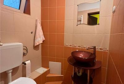 Apartament cu 3 camere decomandat în Răcădău - 2