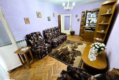 Apartament cu 2 camere decomandat în E3 - 11