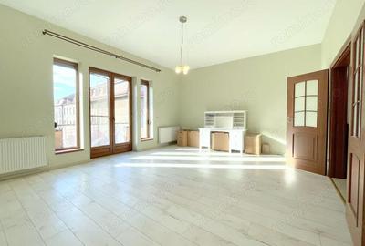 Apartament cu 2 camere semidecomandat, mobilat în Central - 2