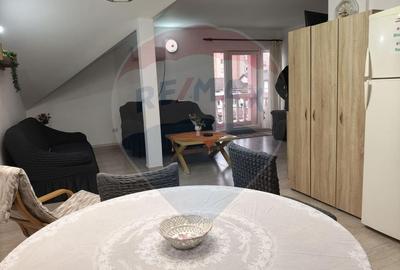 Apartament cu 3 camere decomandat, mobilat în Craiovița Nouă - 6