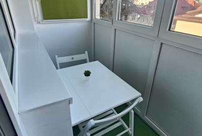 Apartament cu 2 camere semidecomandat în Gara de Nord