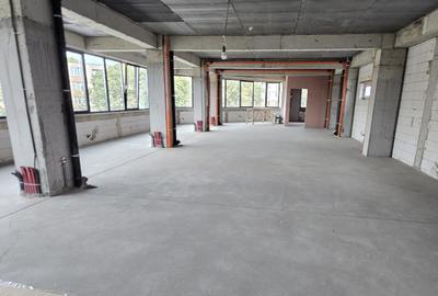Spațiu comercial, de 559 mp, în Drumul Taberei - 35