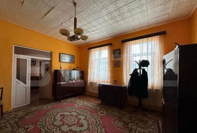 Casa de vanzare cu 3 camere aproape de Baile Sarate - Oc - 6