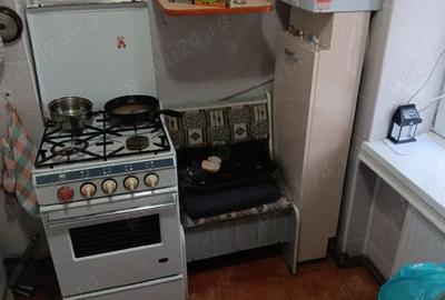 Apartament cu 3 camere decomandat în Central - 2