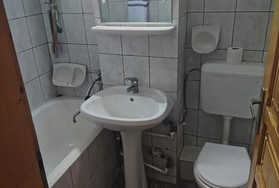 Apartament cu 3 camere în Central - 6