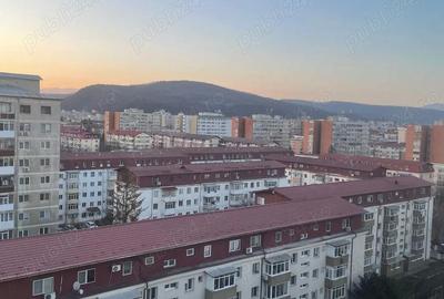 Apartament cu 4 camere decomandat în Ostroveni