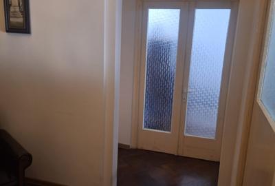 Apartament cu 2 camere, mobilat în Central - 6