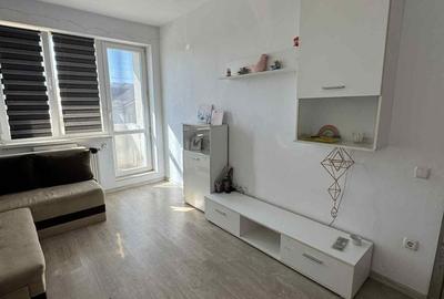 Apartament cu 3 camere decomandat în Central - 2