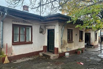 Casa locuibila - suprafata 410mp - Prelungirea Ghencea - Doua iesiri - 1