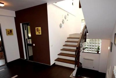 Casă individuală cu 6 camere cu Canalizare în Copou - 8