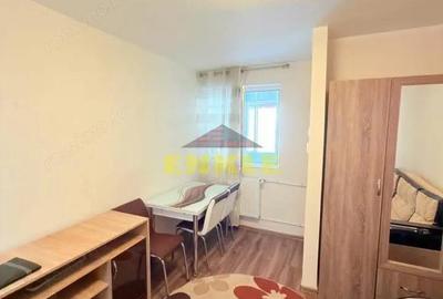 Garsonieră decomandată în Central - 4