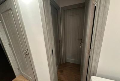 Apartament cu 3 camere semidecomandat, mobilat în Țiglina 2 - 13