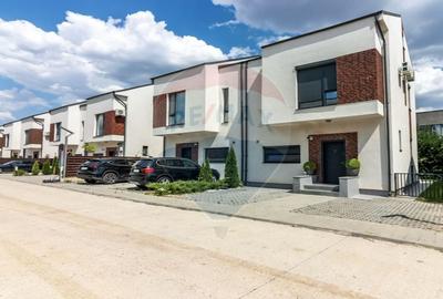 Casa / Vila in Tunari cu 4 camere de vanzare, ansamblu rezidential - 22