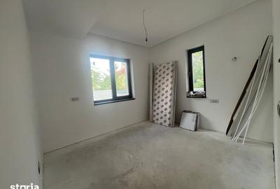 Casă cu 5 camere cu Teren 500 Mp în Central - 14