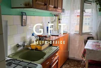 Apartament cu 3 camere semidecomandat în Central - 2