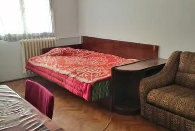 Apartament cu 4 camere semidecomandat, mobilat în Lujerului - 9