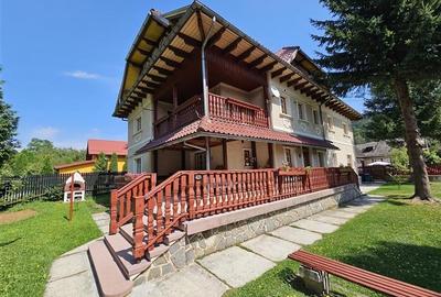 Casă individuală cu 15 camere în Zamora