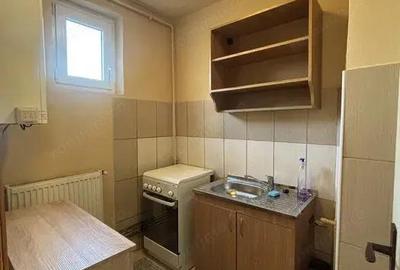 Inchiriez ap.o camera, et.3, suprafata utila de 32 mp. - 1