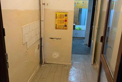 Apartament cu 2 camere decomandat în Micro 19 - 4