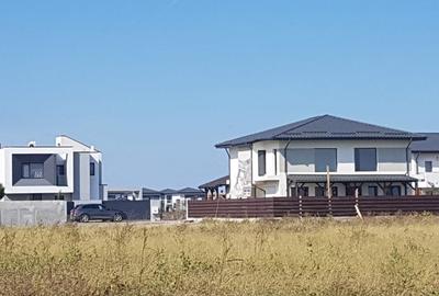 Vila in duplex, parter + etaj + beci, Otopeni - 5