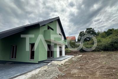 Casa individuala 5 camere curte 500 mp 127 mpu de vanzare Se - 12