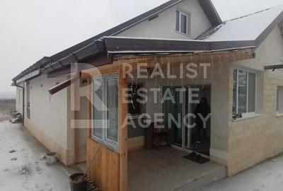 Casă individuală cu 3 camere cu Canalizare în Tomești - 3