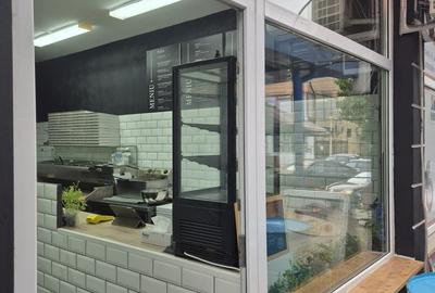 Spațiu comercial, de 21 mp, în Inel II - 12