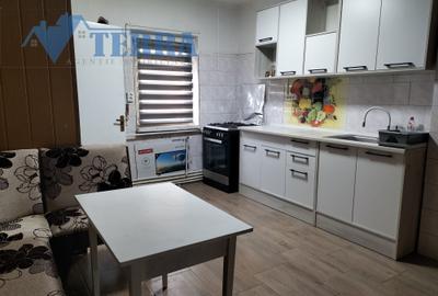 Apartament cu 2 camere, mobilat în Central - 1