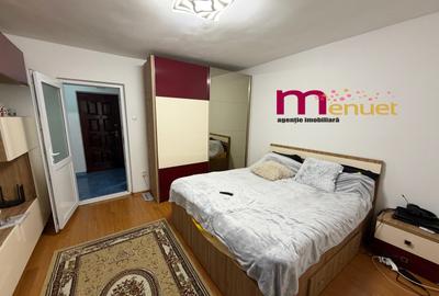 Garsoniera zona Piata Noua,etaj 2 - 8