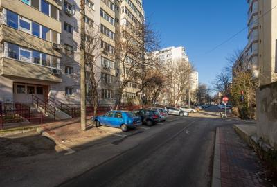 Apartament cu 2 camere decomandat în P-ța Muncii - 17