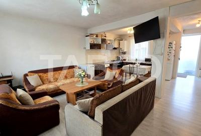 Casă cu 4 camere cu Canalizare în Arhitecților - Calea Cisnădiei - 3