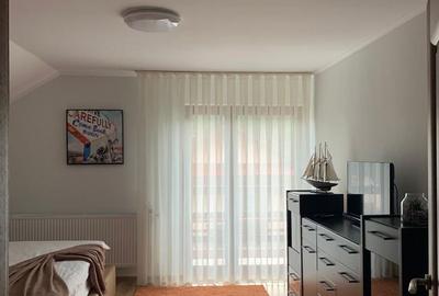 Casă cu 4 camere cu Teren 550 Mp în Central - 1