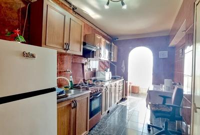 Apartament decomandat cu 3 camere, vedere pamoramica, zona Dacia - 3