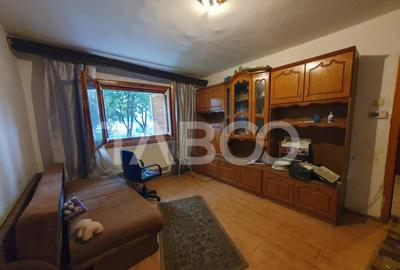 Apartament 2 camere semidecomandat parter 45mp zona Tudor Vl - 1