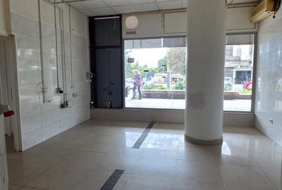Spațiu comercial, de 52 mp, în Independenței - 7