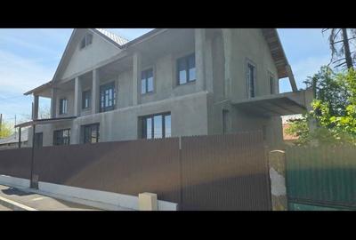 Casă cu 4 camere în Mizil - 4