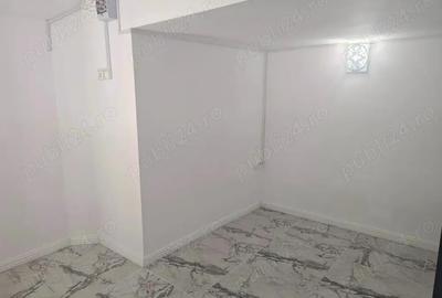Spațiu comercial, de 16 mp, în Central - 4